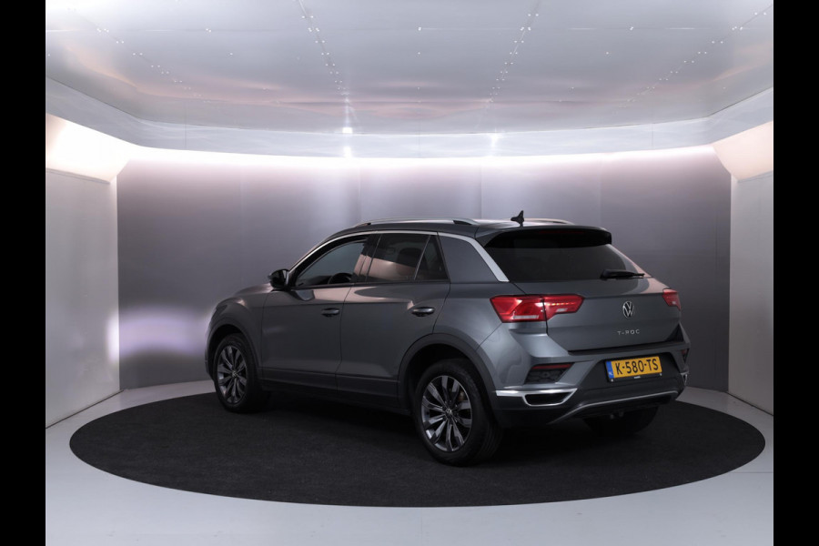 Volkswagen T-Roc 1.0 TSI Style 115 pk | Navigatie | Parkeersensoren | Autom. airco | Adaptieve cruise control | Apple Carplay/Android Auto |