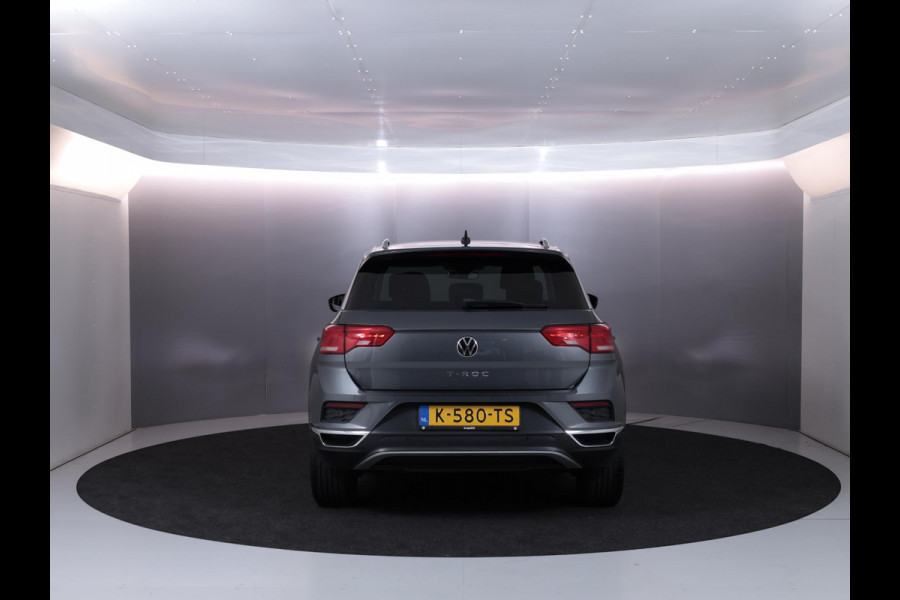 Volkswagen T-Roc 1.0 TSI Style 115 pk | Navigatie | Parkeersensoren | Autom. airco | Adaptieve cruise control | Apple Carplay/Android Auto |