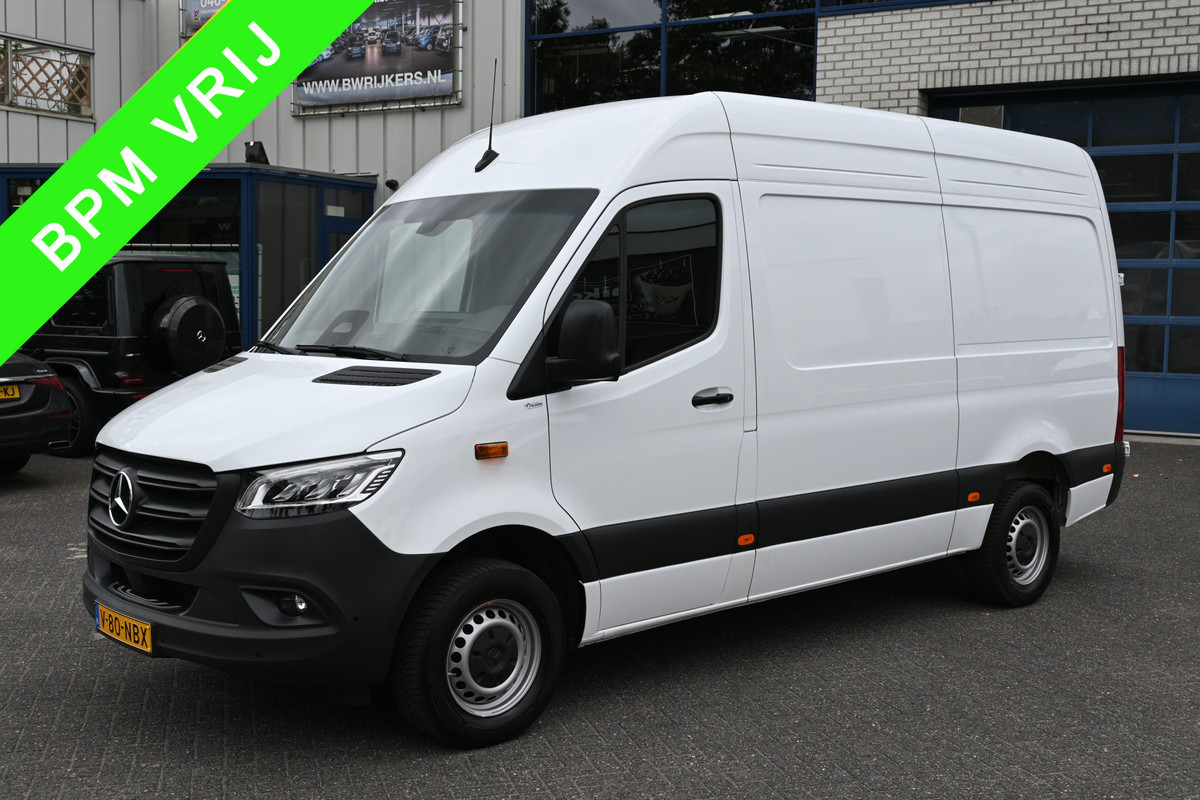 Mercedes-Benz Sprinter 317 CDI L2H2 Pro HD LED, Navigatie met parkeerpakket, Geveerde stoel, Stoelverwarming Mercedes-Benz Sprinter 317 CDI L2H2 Pro HD LED, Navigatie met parkeerpakket, Geveerde stoel, Stoelverwarming