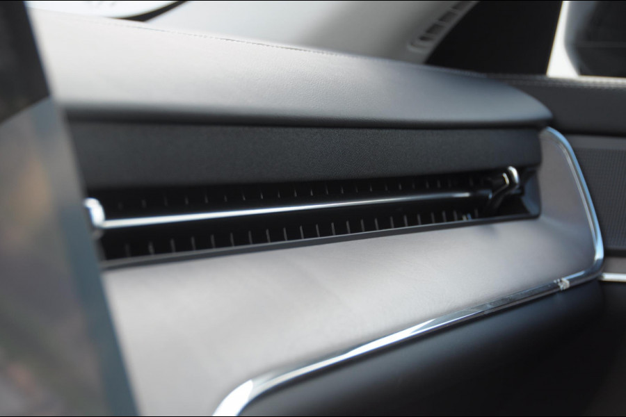 Volvo EX90 517PK Automaat Twin Performance Ultra / Panoramadak / Luchtvering / Head-up display / Stoelverwarming en stuurwielverwarming / Massagestoelen / Memory seats / Adaptive cruise control / 360 Camera / elektrische achterklep