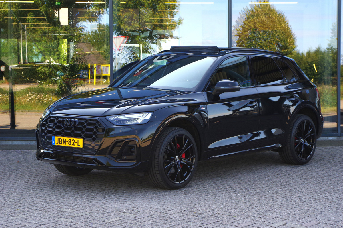 Audi Q5 55 TFSI e Quattro Competition 367 PK PHEV, Panoramadak, RS-Leder, Matrix-LED, Memory, B&O Sound, Head-Up Audi Q5 55 TFSI e Quattro Competition 367 PK PHEV, Panoramadak, RS-Leder, Matrix-LED, Memory, B&O Sound, Head-Up