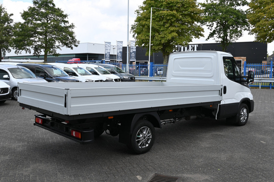Iveco Daily 35S18H 3.0 410 Open laadbak Facelift, LED, ACC, Geveerde stoel, Camera