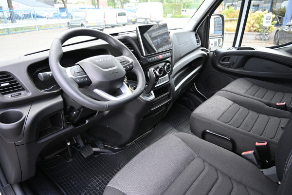 Iveco Daily 35S18H 3.0 410 Open laadbak Facelift, LED, ACC, Geveerde stoel, Camera
