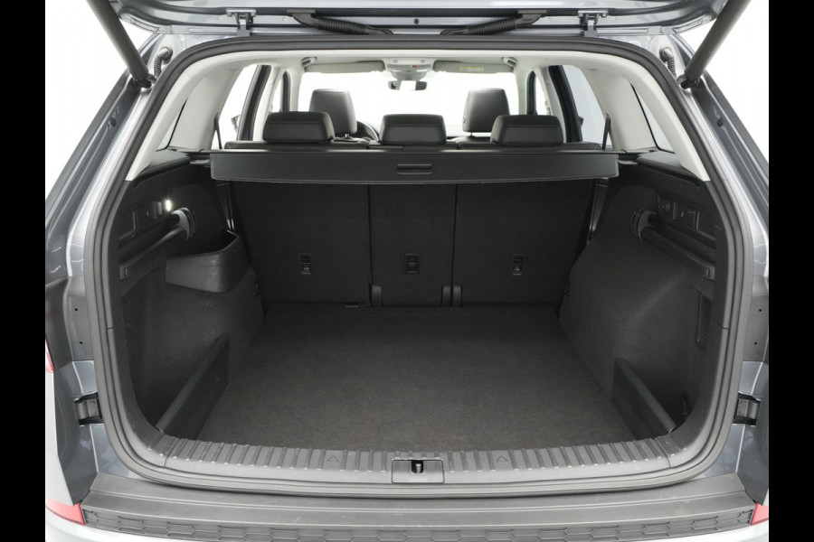 Škoda Kodiaq 1.5 150pk TSI DSG Limited Business Edition Panorama Navigatie Carplay Sideassist Stoelverwarming 275