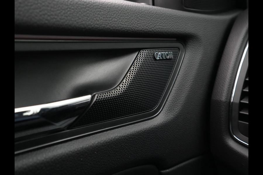 Škoda Kodiaq 1.5 150pk TSI DSG Limited Business Edition Panorama Navigatie Carplay Sideassist Stoelverwarming 275