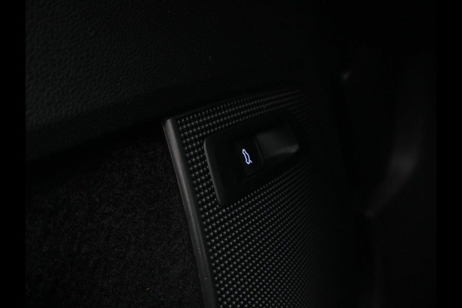Škoda Kodiaq 1.5 150pk TSI DSG Limited Business Edition Panorama Navigatie Carplay Sideassist Stoelverwarming 275