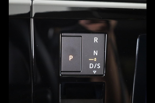 Volkswagen Multivan Bulli Edition L2 1.5 eHybrid EU6 180 kW (245pk) 31 Volkswagen Multivan Bulli Edition L2 1.5 eHybrid EU6 180 kW (245pk) 31