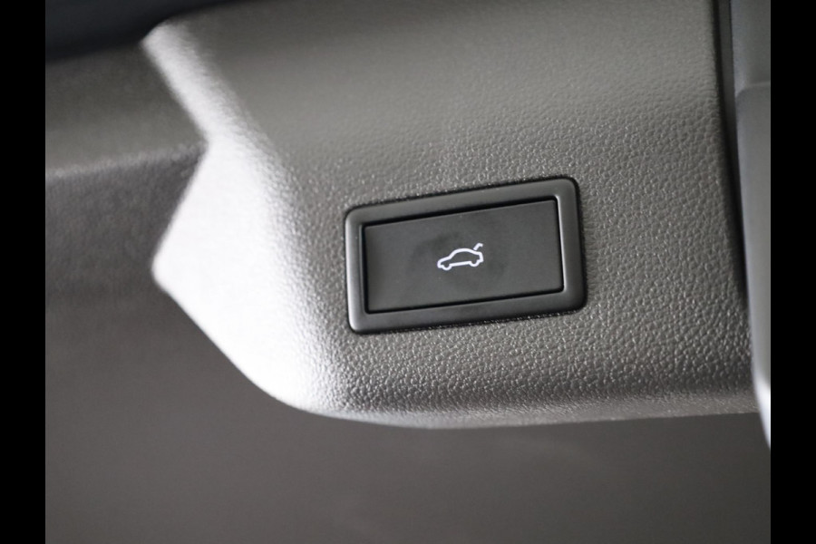 Volkswagen Multivan Bulli Edition L2 1.5 eHybrid EU6 180 kW (245pk) 31 Volkswagen Multivan Bulli Edition L2 1.5 eHybrid EU6 180 kW (245pk) 31