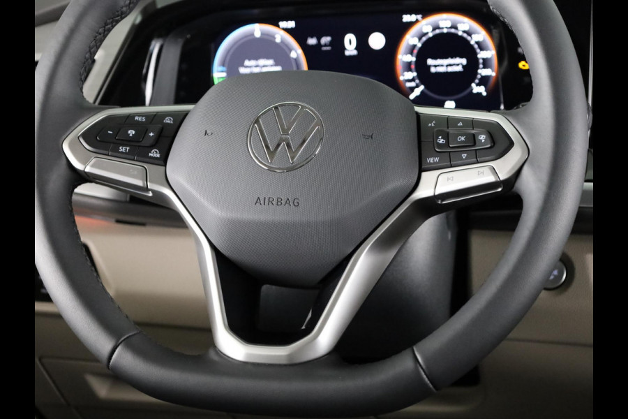 Volkswagen Multivan Bulli Edition L2 1.5 eHybrid EU6 180 kW (245pk) 31 Volkswagen Multivan Bulli Edition L2 1.5 eHybrid EU6 180 kW (245pk) 31