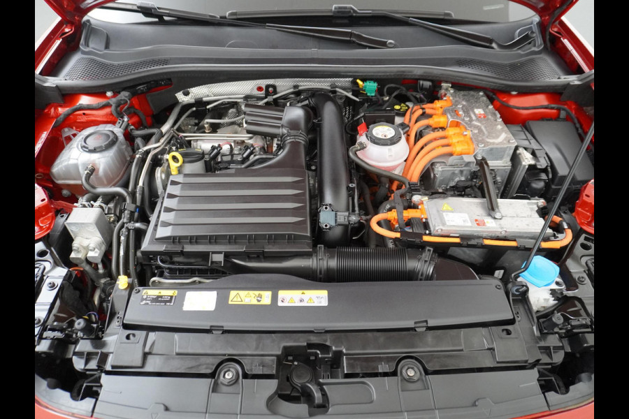 Seat Leon Sportstourer 1.4 TSI eHybrid PHEV FR Business Intense PANORAMADAK | DEALER ONDERHOUDEN | RIJKLAARPRIJS INCL. 12MND BOVAG