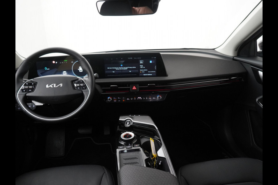 Kia Ev6 Edition Advanced 77.4 kWh Apple Carplay/Android Auto - Cruise Control - Dodehoekdetectie - Navigatie - Stuur/Stoel Verwarming - Fabrieksgarantie tot 07-2031