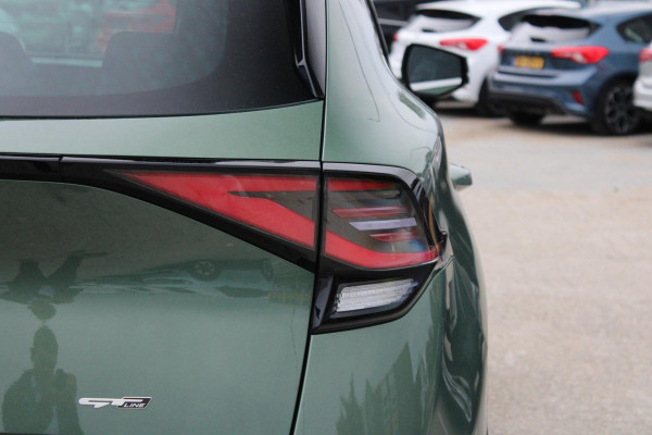 Kia Sportage 1.6 T-GDi Hybrid GT-Line | Stoelverwarming | Achteruitrijcamera | Navigatie | Stuurwielverwarming