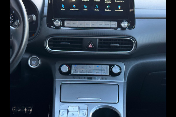 Hyundai Kona EV Fashion 64 kWh 2X OP VOORRAAD | NL AUTO | NAVI | 1E EIG |
