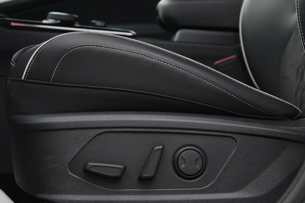 Kia Sportage 1.6 T-GDi Hybrid GT-Line | Stoelverwarming | Achteruitrijcamera | Navigatie | Stuurwielverwarming