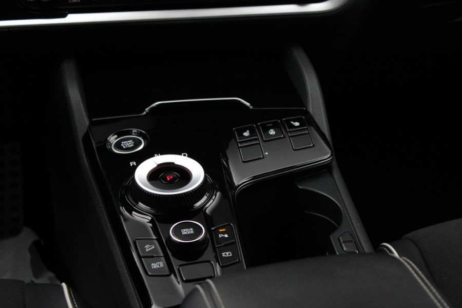 Kia Sportage 1.6 T-GDi Hybrid GT-Line | Stoelverwarming | Achteruitrijcamera | Navigatie | Stuurwielverwarming
