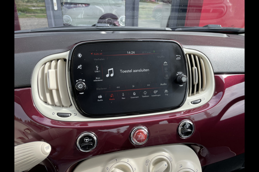 Fiat 500 1.0 Hybrid Lounge | Apple/Android carplay| Cruise Control | Regen en lichtsensor Fiat 500 1.0 Hybrid Lounge | Apple/Android carplay| Cruise Control | Regen en lichtsensor