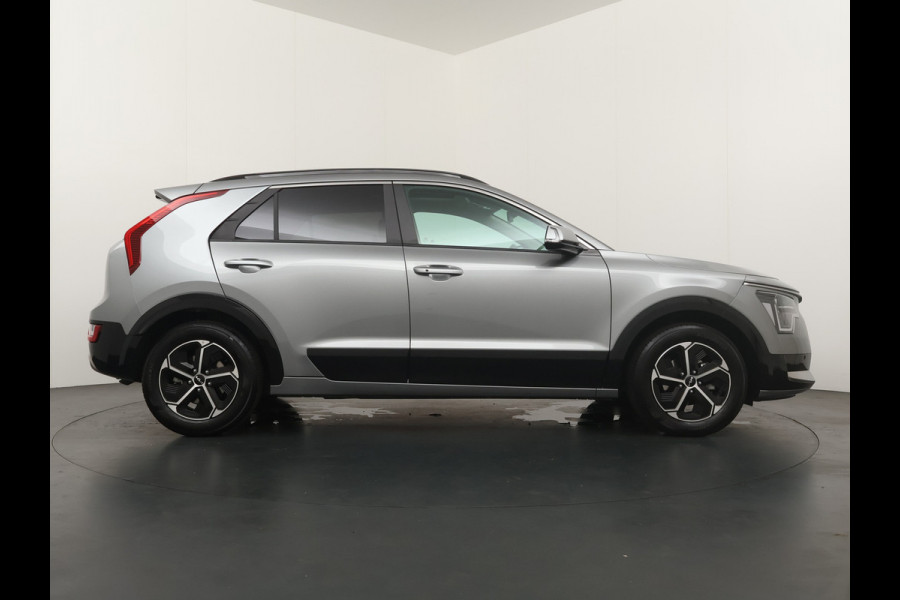 Kia Niro 1.6 GDi Hybrid DynamicPlusLine Apple Carplay/Android Auto - Cruise Control - Dodehoekdetectie - Navigatie - Stoel/Stuur Verwarming Fabrieksgarantie tot 09-2031