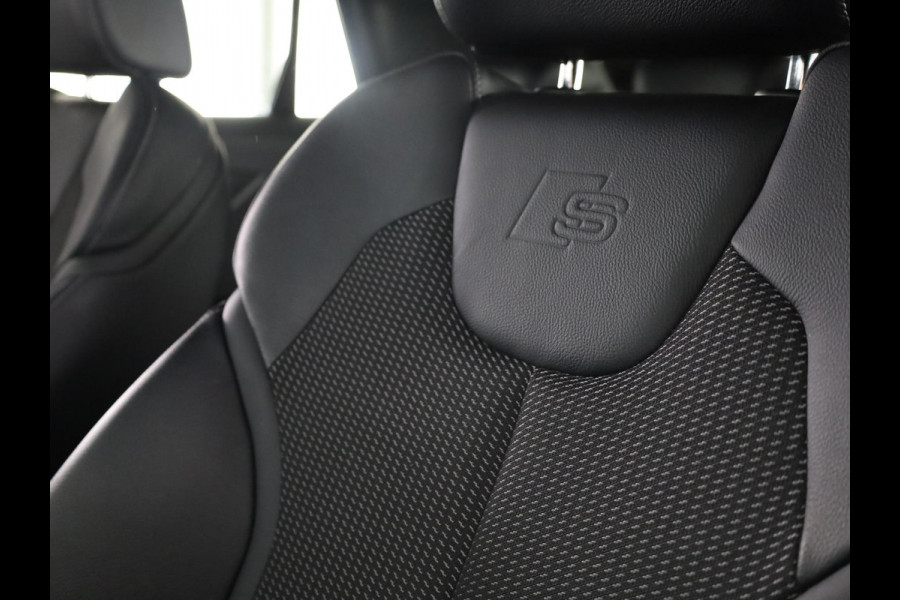 Audi Q2 35 TFSI S Edition 150 pk S-tronic | Verlengde garantie | Navigatie | Parkeersensoren achter | Adaptieve cruise control | Stoelverwarming | S-Line |