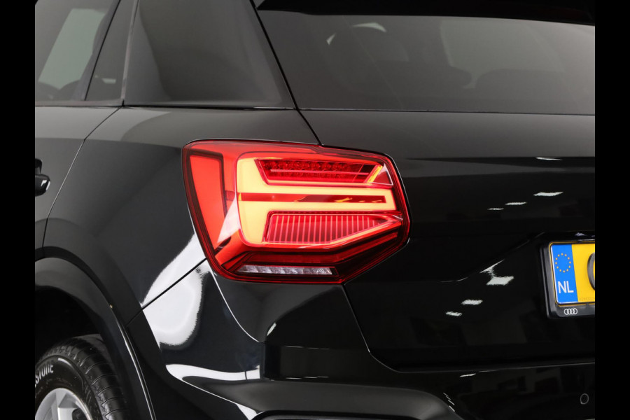 Audi Q2 35 TFSI S Edition 150 pk S-tronic | Verlengde garantie | Navigatie | Parkeersensoren achter | Adaptieve cruise control | Stoelverwarming | S-Line |