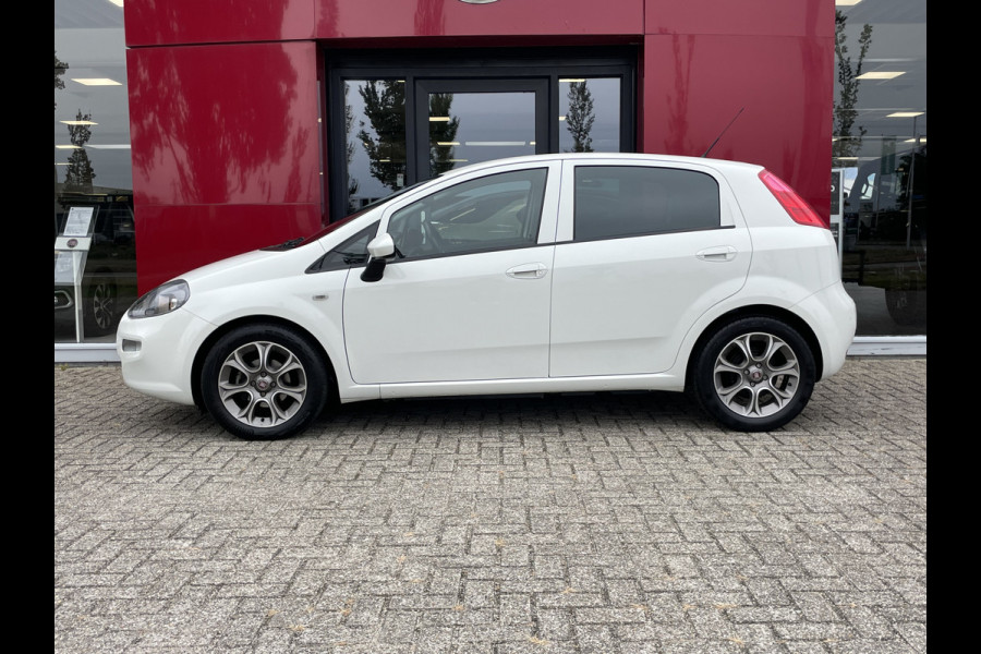 Fiat Punto Evo TwinAir Sempre 100 PK | Cruise control | Climate control | Trekhaak