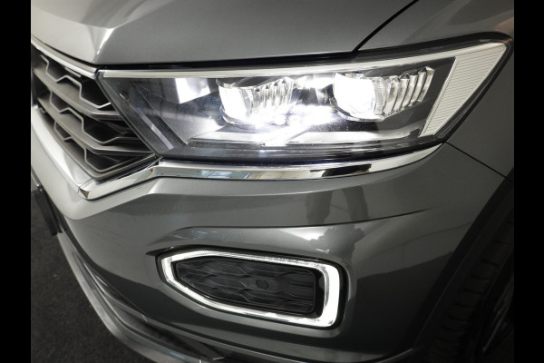 Volkswagen T-Roc 1.5 TSI Sport Business R 150pk DSG| Pano.dak| 19'LM-velgen| trekhaak| Camera