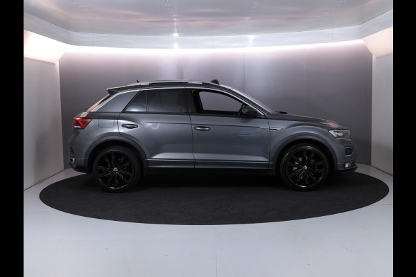 Volkswagen T-Roc 1.5 TSI Sport Business R 150pk DSG| Pano.dak| 19'LM-velgen| trekhaak| Camera