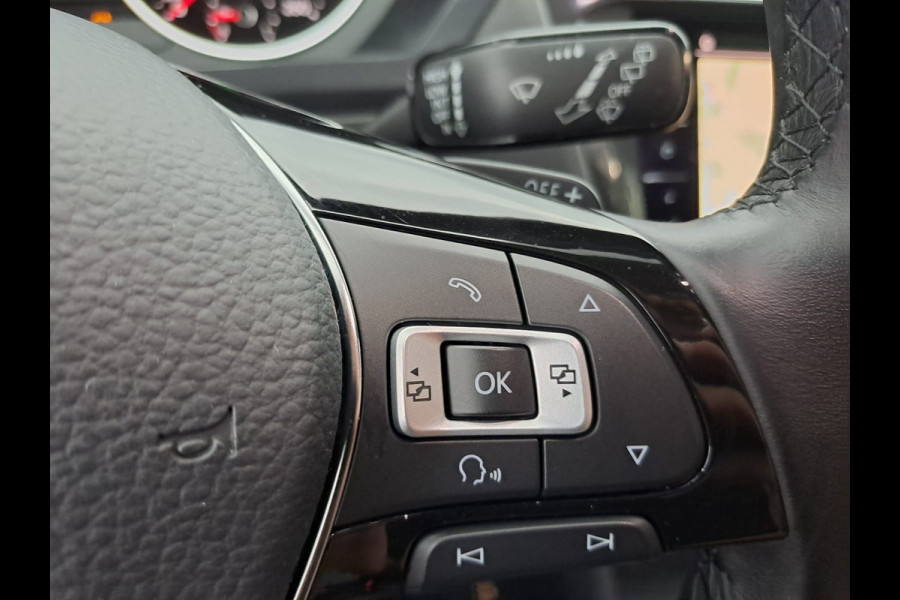 Volkswagen Tiguan Allspace 1.4 TSI Comfortline Business 7p. | Pano | Trekhaak | Stoelverwarming | Navi | ACC | App-connect | Elek. achterklep | All-seasons |