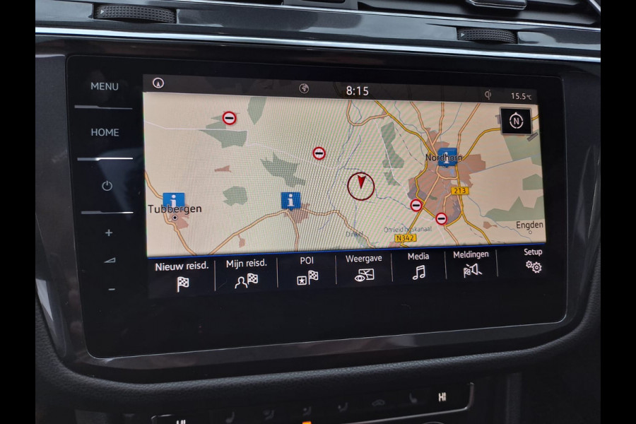Volkswagen Tiguan Allspace 1.4 TSI Comfortline Business 7p. | Pano | Trekhaak | Stoelverwarming | Navi | ACC | App-connect | Elek. achterklep | All-seasons |