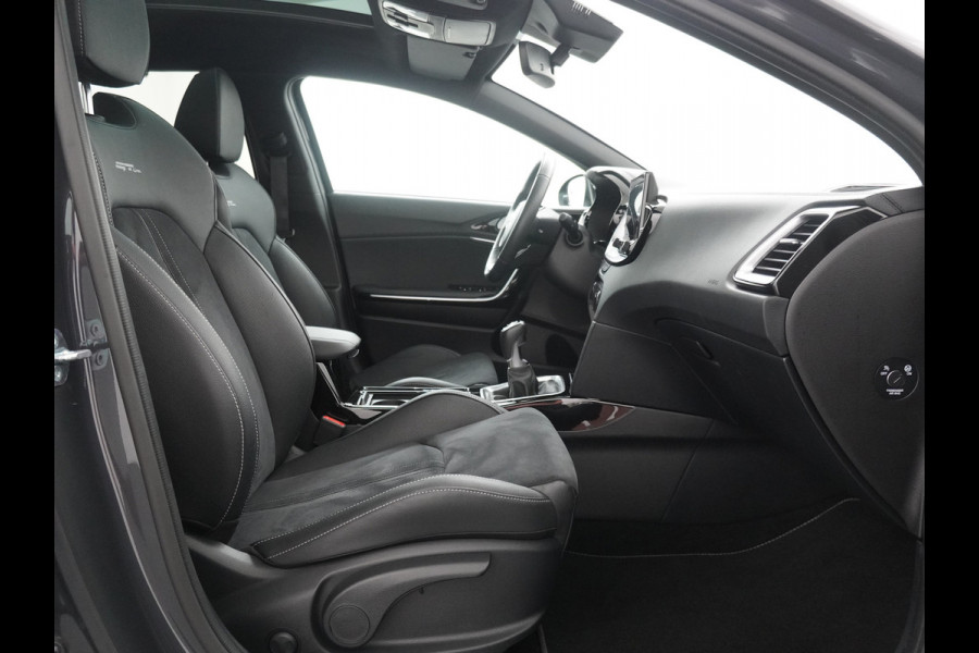 Kia Ceed Sportswagon 1.5 T-GDi GT-Line Apple Carplay/Android Auto - Cruise Control - Dodehoekdetectie - Panorama Dak - Stoel/Stuur Verwarming Fabrieksgarantie tot 07-2031