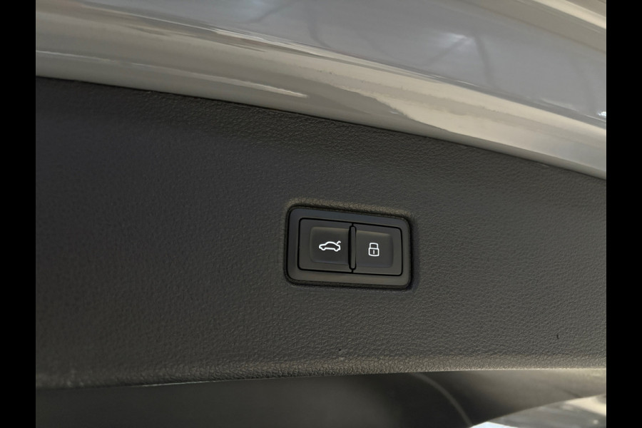 Audi Q5 Sportback 55 TFSI e S edition Competition Luchtvering