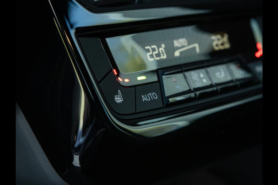 BMW iX xDrive40 - Sportpakket - Pano - Harman Kardon - Stoelventilatie - Driving Ass Prof