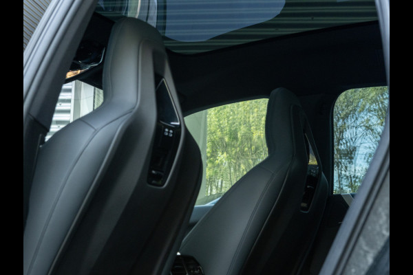 BMW iX xDrive40 - Sportpakket - Pano - Harman Kardon - Stoelventilatie - Driving Ass Prof