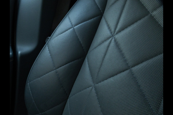 BMW iX xDrive40 - Sportpakket - Pano - Harman Kardon - Stoelventilatie - Driving Ass Prof