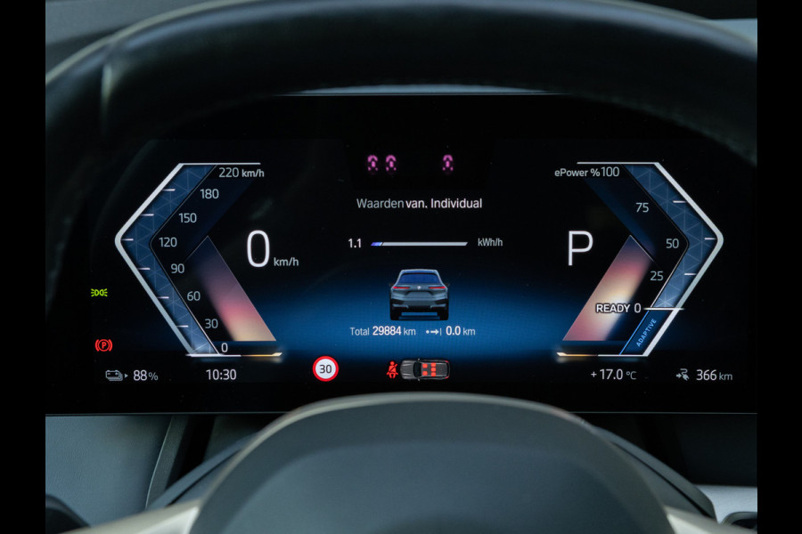 BMW iX xDrive40 - Sportpakket - Pano - Harman Kardon - Stoelventilatie - Driving Ass Prof