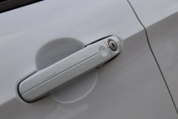 Ford Kuga 1.5 EcoBoost ST Line / PANODAK / KEYLESS / CAMERA / CARPLAY / STOEL+STUURVERW