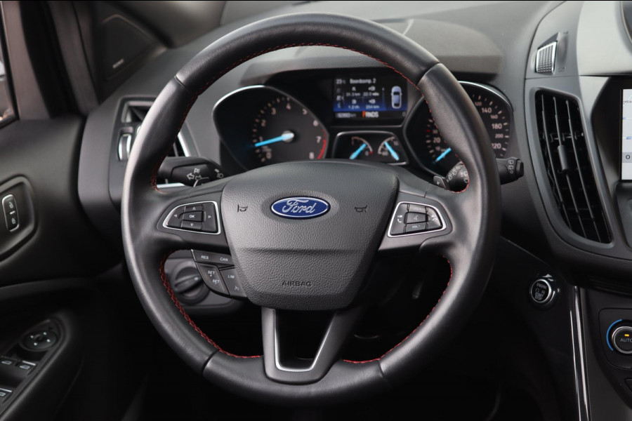 Ford Kuga 1.5 EcoBoost ST Line / PANODAK / KEYLESS / CAMERA / CARPLAY / STOEL+STUURVERW