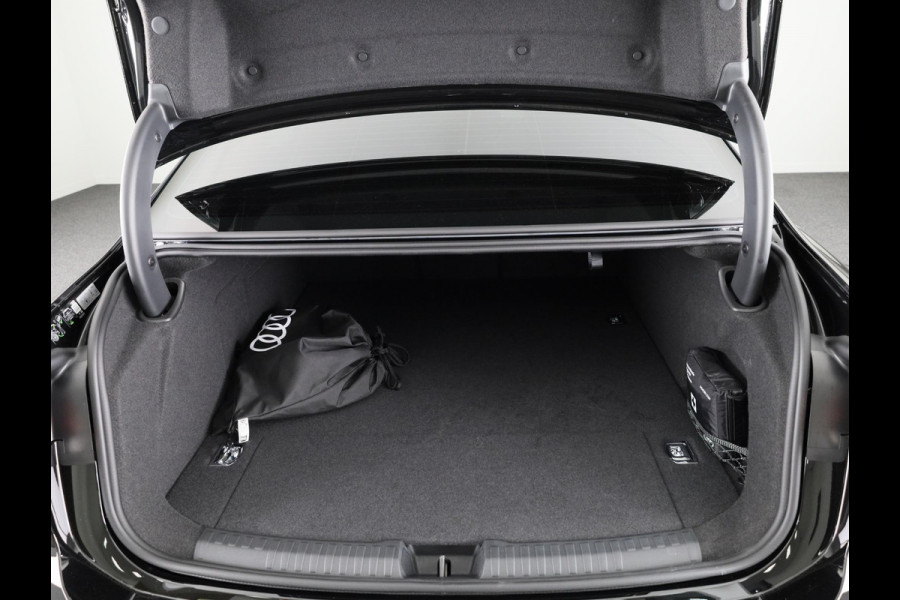 Audi A6 Limousine 2.0 e-hybrid quattro S Edition 299pk | 21 inch Lichtmetalen velgen | Elektrisch verstelbare voorstoelen |