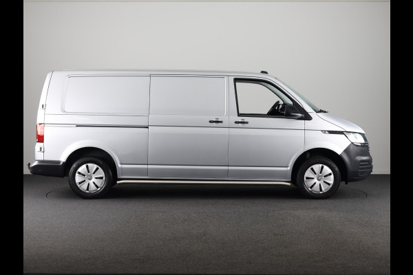 Volkswagen Transporter Eco Business L2 28 2.0 TDI 110 110 pk | Verlengde garantie | Navigatie via App | Trekhaak | Parkeersensoren achter | Cruise control |