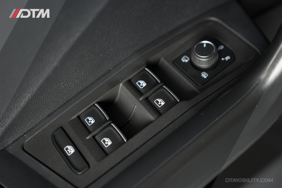 Volkswagen T-Roc 1.5TSi Sport | LESAUTO | Pano | Virtual