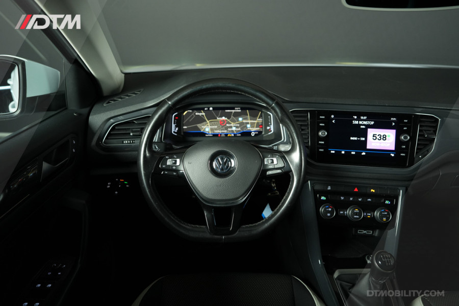Volkswagen T-Roc 1.5TSi Sport | LESAUTO | Pano | Virtual
