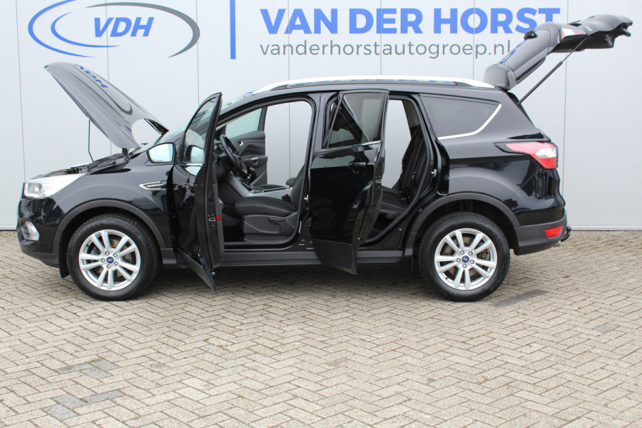 Ford Kuga 1.5-150pk EcoBoost Titanium. Trekgewicht 2.000kg ! Autm. airco dual, stoel-, stuur- en voorraamverwarming, cruise control, telefoonvoorb., navigatie, Sony soundsyst., LM wielen, trekhaak, privacy glass, All Season banden etc.