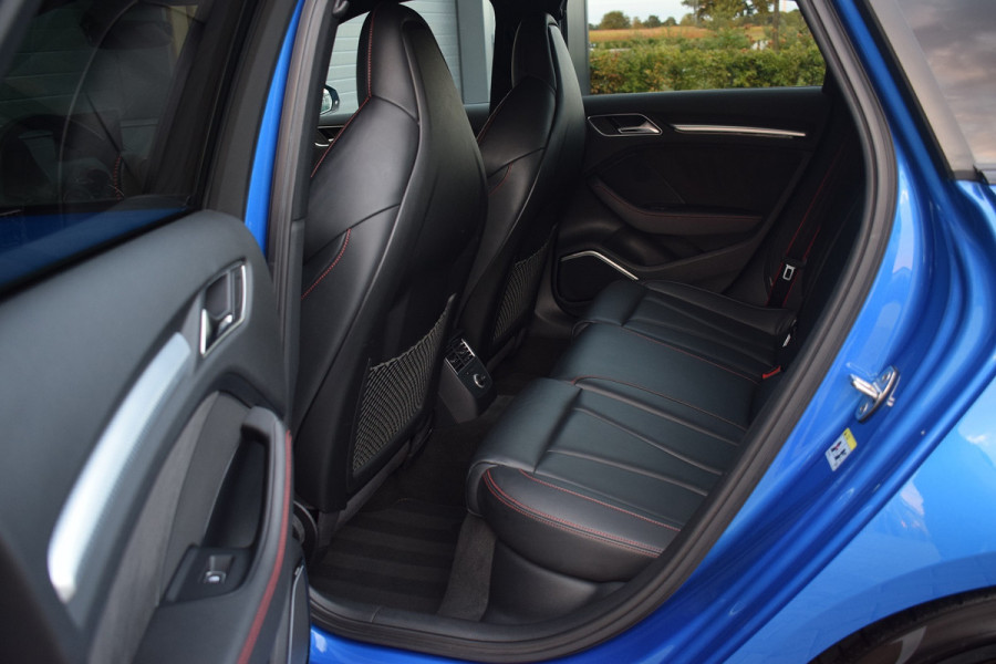 Audi RS3 Sportback 2.5 TFSI 400pk Quattro | Pano | Leer | B&O