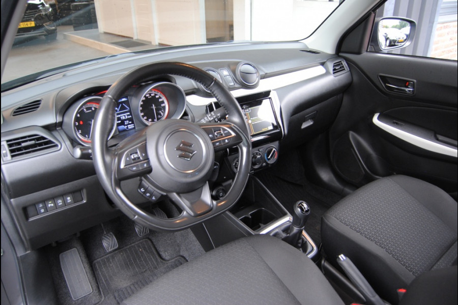 Suzuki Swift || Icl 6 maanden garantie! 1.2 Comfort Sm.Hyb.|| Camera| Dodehoek detectie| Stoelverwarming