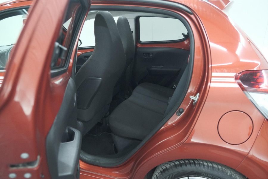 Peugeot 108 1.0 e-VTi Allure TOP! | Elektrisch Vouwdak | Trekhaak | Camera | Apple Carplay