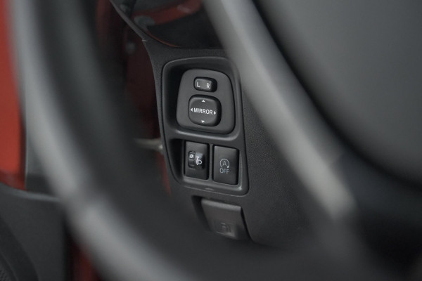 Peugeot 108 1.0 e-VTi Allure TOP! | Elektrisch Vouwdak | Trekhaak | Camera | Apple Carplay