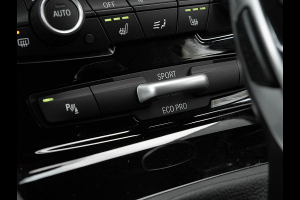 BMW 2 Serie Active Tourer 218i M-Sport - Pano - Memoryzetel - Trekhaak - Camera - LED