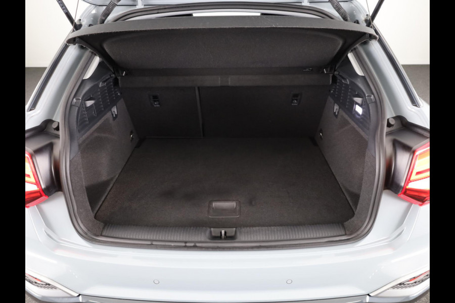 Audi Q2 35 TFSI Advanced edition 150 pk S-tronic | Navigatie | Parkeersensoren | Achteruitrijcamera | Adaptieve cruise control | LED koplampen |