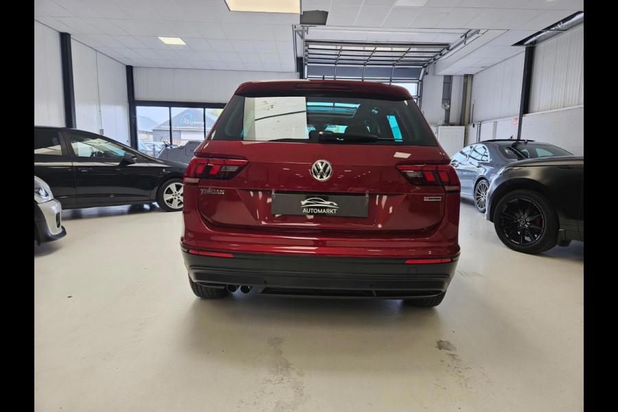 Volkswagen Tiguan 1.5 TSI ACT Highline/R Line/Pano/automaat/1 jaar garantie Volkswagen Tiguan 1.5 TSI ACT Highline/R Line/Pano/automaat/1 jaar garantie