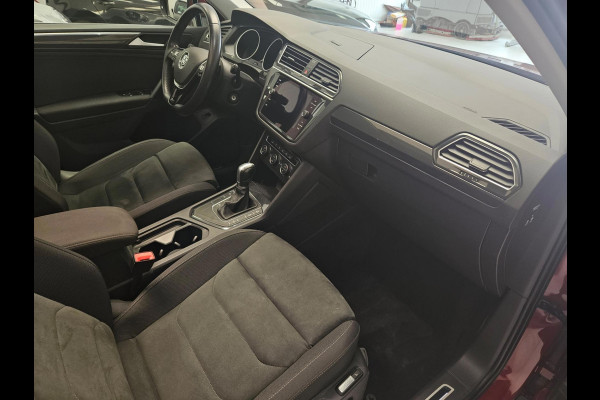 Volkswagen Tiguan 1.5 TSI ACT Highline/R Line/Pano/automaat/1 jaar garantie Volkswagen Tiguan 1.5 TSI ACT Highline/R Line/Pano/automaat/1 jaar garantie