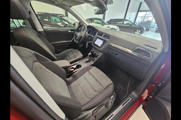Volkswagen Tiguan 1.5 TSI ACT Highline/R Line/Pano/automaat/1 jaar garantie Volkswagen Tiguan 1.5 TSI ACT Highline/R Line/Pano/automaat/1 jaar garantie